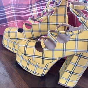 Steve Madden Yellow Plaid Platform Shoes rosario